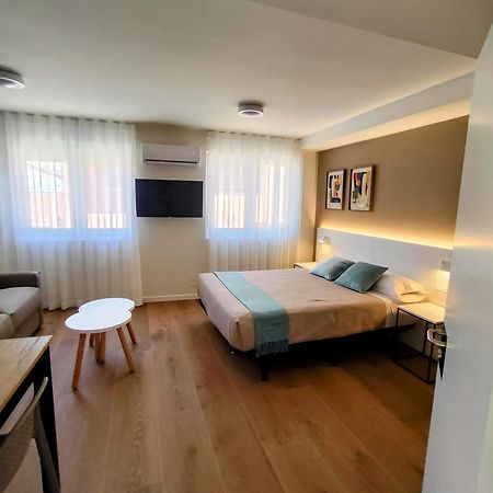Vut Quinta La Villa Quintanadueñas Extérieur photo